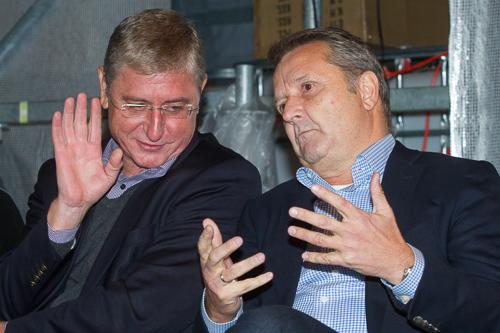 Megállapodást írtak alá az ellenzéki pártok-stock-foto