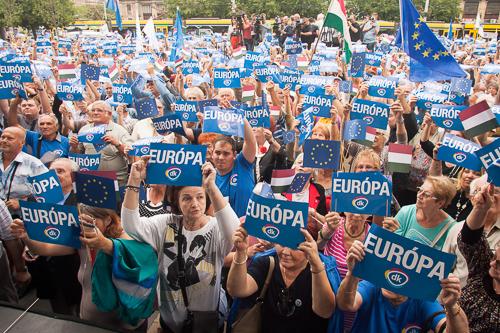 DK rendezvény a Nyugati téren-stock-foto