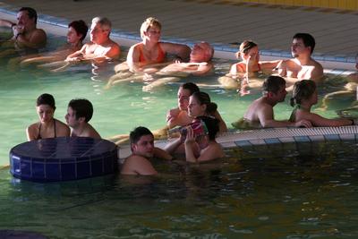 Gyógy- és Wellnessfürdő, Sárvár-stock-foto