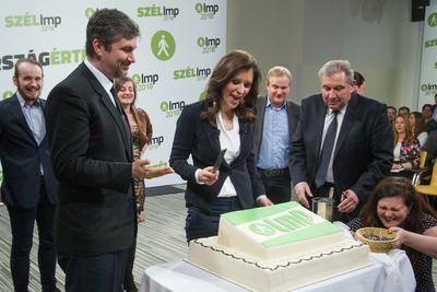 Politika - Az LMP országértékelője-stock-foto