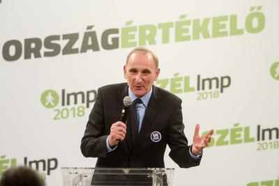 Politika - Az LMP országértékelője-stock-foto