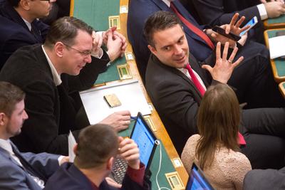 Politika - Országgyűlés-stock-foto