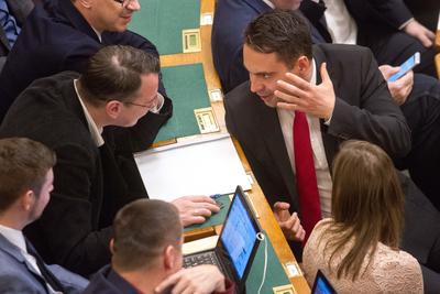 Politika - Országgyűlés-stock-foto