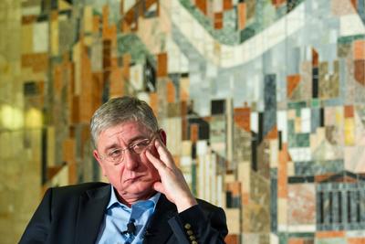 Politika - Miniszterelnök-jelöltek vitáznak-stock-foto