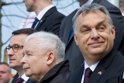 Politika - Szmolenszk emlékmű avatás-stock-foto