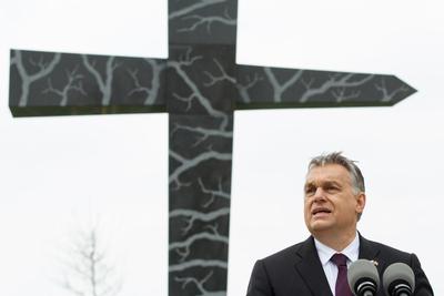 Politika - Szmolenszk emlékmű avatás-stock-foto