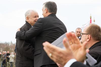 Politika - Szmolenszk emlékmű avatás-stock-foto