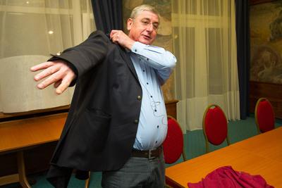 Politika - Miniszterelnök-jelöltek vitáznak-stock-foto