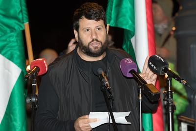 Fáklyás tüntetés a tandíj ellen a Gellért tér és a Corvinus Egyetem között.A képen Puzsér Róbert.2018.10.23.Fotó:Vörös Szilárd-stock-foto