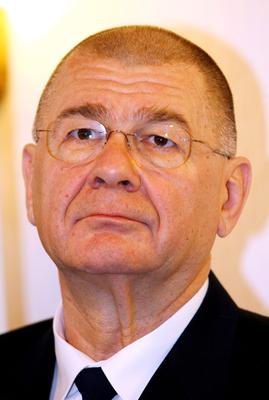 Szabó István és osztálytársai az ügynökmúltról nyilatkoztak-stock-foto