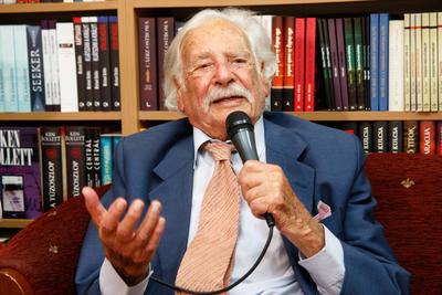 Bálint György:Kertésznaplló 2020 c.könyvének bemutatója az Örkény Könyvesboltban.2019.09.23.Fotó:Vörös Szilárd-stock-foto