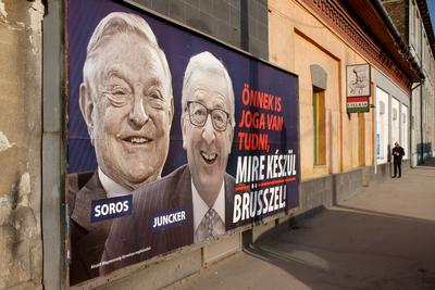 Soros and Juncker posters in Budapest.-stock-foto