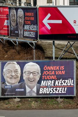 Soros and Juncker posters in Budapest.-stock-foto