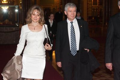 Polt Péter és felesége-stock-foto