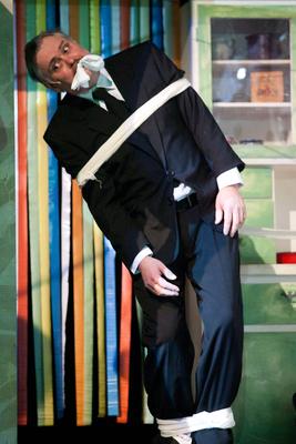 Presser Gábor - Varró Dániel - Teslár Ákos: Túl a Maszat-hegyen-stock-foto