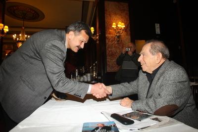 Paul Lendvai: Az eltékozolt ország - könyvbemutató-stock-foto