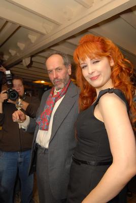 Benkő Dániel női hátsókat fest-stock-foto