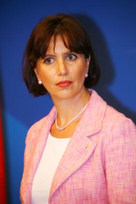 Danks Emese az új kormányszóvivő-stock-foto