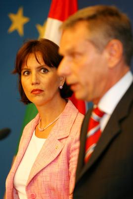 Danks Emese az új kormányszóvivő-stock-foto