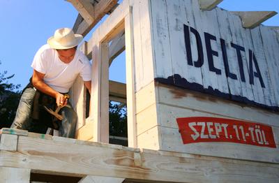 Delta-ház épült az Erzsébet téren-stock-foto