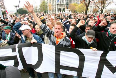 Ne bántsd a magyart!-stock-foto