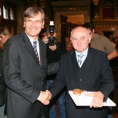 Átadták a főváros díszpolgári címeit és a Pro Urbe Budapest díjakat-stock-foto