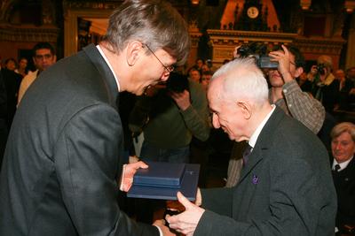 Átadták a főváros díszpolgári címeit és a Pro Urbe Budapest díjakat-stock-foto