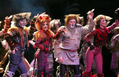 25 éve műsoron a Macskák c. musical-stock-foto
