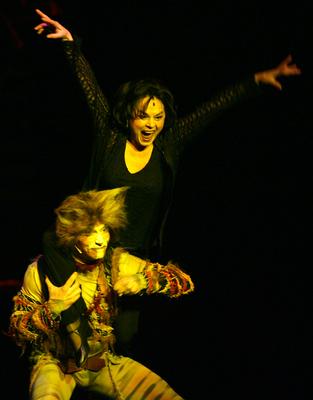 25 éve műsoron a Macskák c. musical-stock-foto