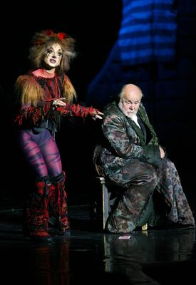 25 éve műsoron a Macskák c. musical-stock-foto