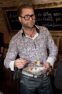 Gasztronómiai bemutató a Symbol étteremben-stock-foto