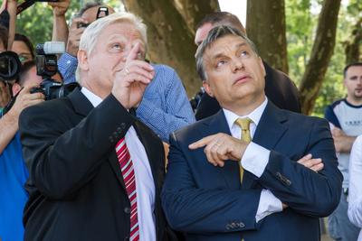 A felújított margitszigeti szőkőkút átadása-stock-foto