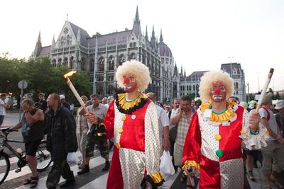 Rendvédelmisek tüntetése-stock-foto