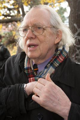 A Bibó István park avatása-stock-foto