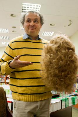 Galla Miklós könyvének bemutatója-stock-foto