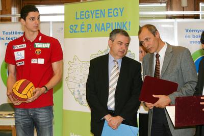 Folytatódik a Szűréssel az életért program-stock-foto