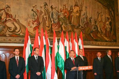 Orbán Viktor bemutatta kormánya tagjait-stock-foto