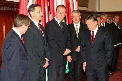 Orbán Viktor bemutatta kormánya tagjait-stock-photo