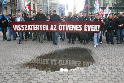 56-ra emlékeznek a Hatvanégy Vármegye Mozgalom aktivistái-stock-foto