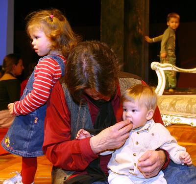 Mikulás az Új Színházban-stock-foto