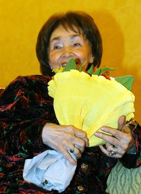 Szabó Magda 88 éves-stock-foto