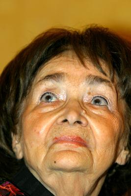 Szabó Magda 88 éves-stock-foto