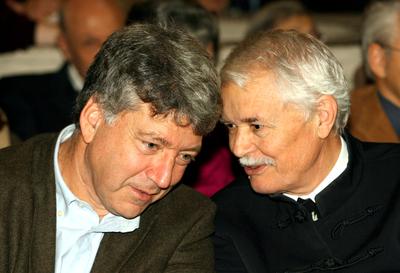 A kulturális miniszter megnyitotta a Van Gogh-kiállítást-stock-foto