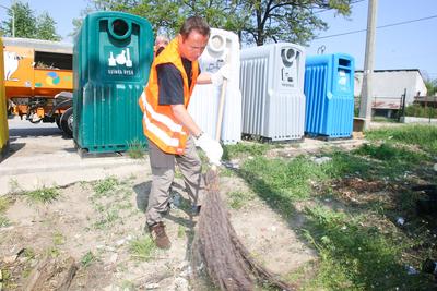 Sztárok takarították a várost-stock-foto