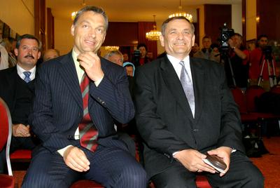 Együttműködést írt alá a Fidesz és a Nemzeti Fórum-stock-foto