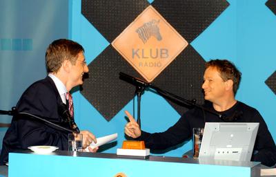 Gyurcsány Ferenc műsort vezet a Klub Rádióban-stock-foto