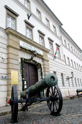 Hadtörténeti Múzeum-stock-foto
