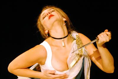 April de Angelis: Színházi Bestiák-stock-foto