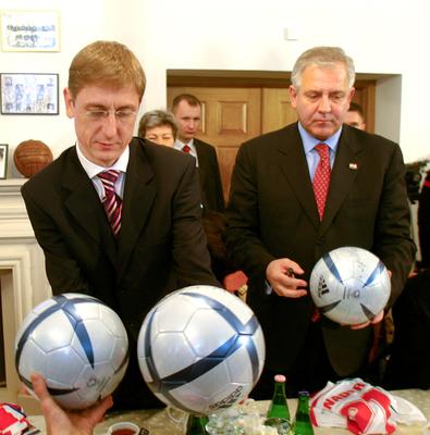 Sajtótájékoztató a 2012-s közös EB-ről-stock-foto