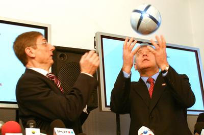 Sajtótájékoztató a 2012-s közös EB-ről-stock-foto